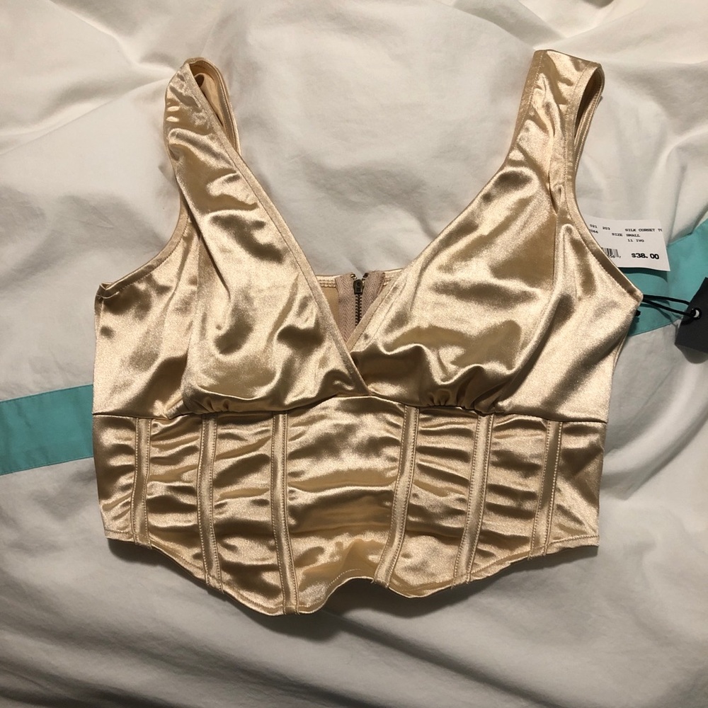 Gold Tank